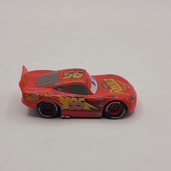 Lightning McQueen. Cake topper. Light weight plastic car. - Picture 3 of 5